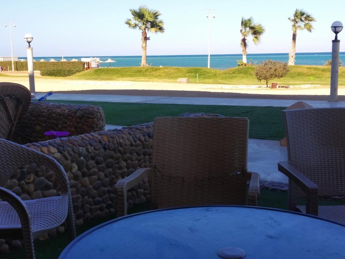 Seaview Chalets In Porto South Beach - Families Only Ain Soukhna Exteriér fotografie