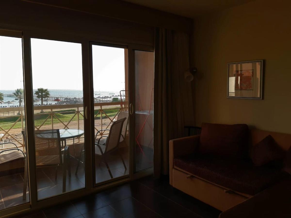 Seaview Chalets In Porto South Beach - Families Only Ain Soukhna Exteriér fotografie
